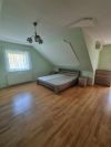 II. kerület (Máriaremete II/A.) - Zsíroshegyi út:  350 m²-es családi ház