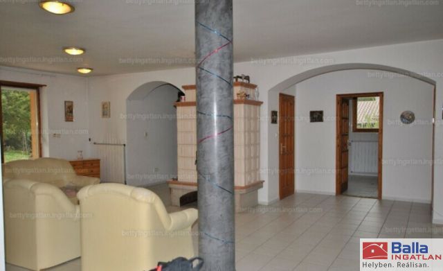 II. kerület (Budaliget II/A.) - Budaliget utca:  300 m²-es családi ház