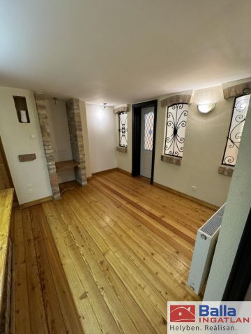 II. kerület (Kurucles) - Tárogató út:  50 m²-es társasházi lakás